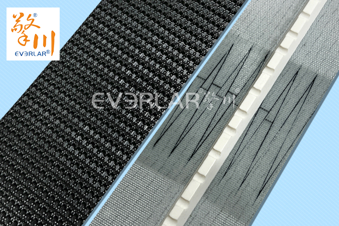 黑色PVC花紋帶加導(dǎo)條耐磨防滑包裝行業(yè)分揀機(jī)輸送帶擎川定制